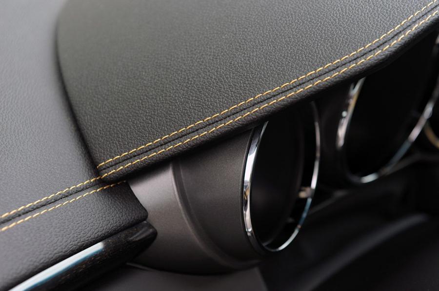  Cadillac CTS-V Coupe 2011 года  (фото 22 из 71)